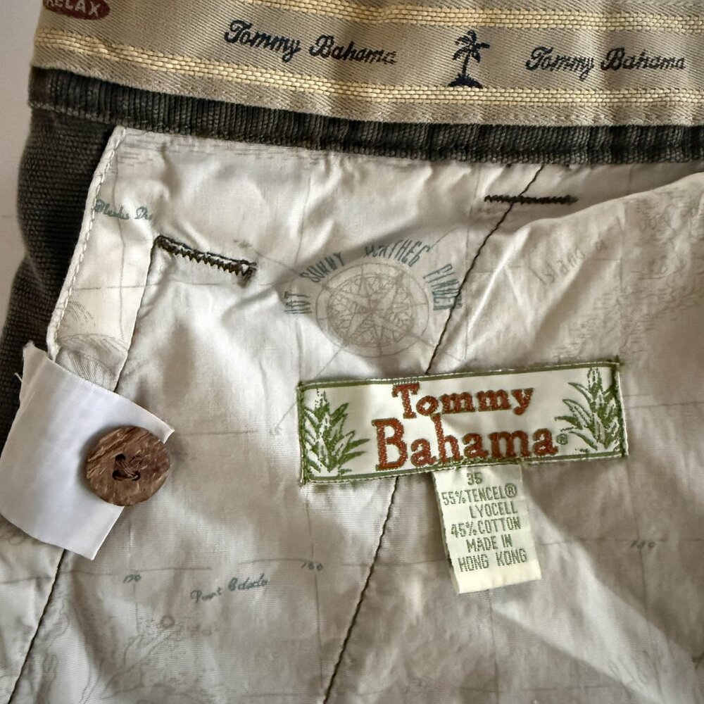 Tommy Bahama Key Grip Cargo Shorts - size 35 - Picture 3 of 5